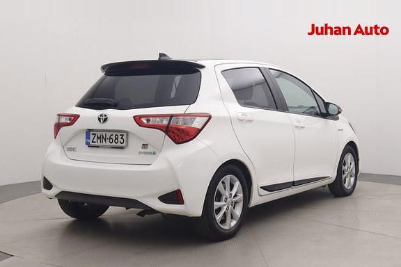 Käytetty Toyota Yaris Sport 99 HP (72 kW) 2019 Valkoinen Viistoperä