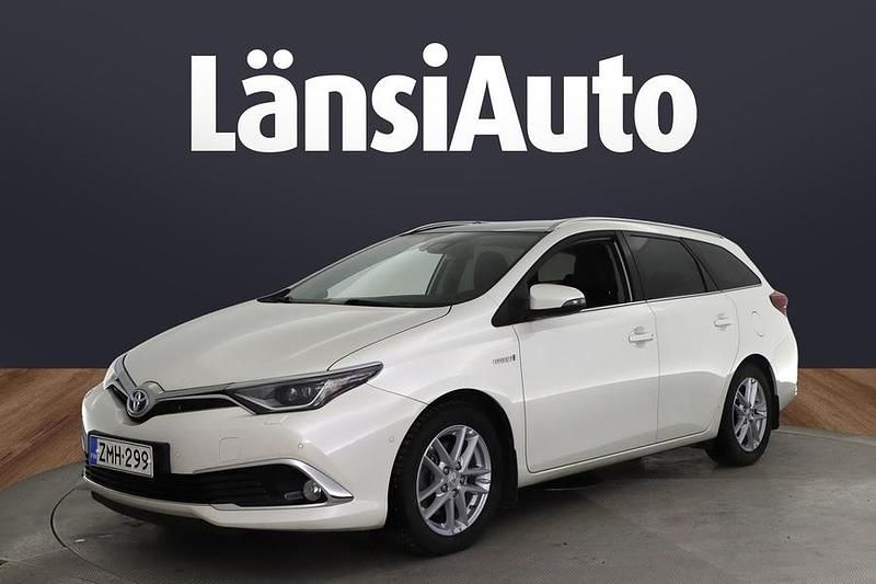 Käytetty 2018 Toyota Auris Touring Sports Business Edition Farmari | 15 300 € (Perustarjous) - Kuva 1/1