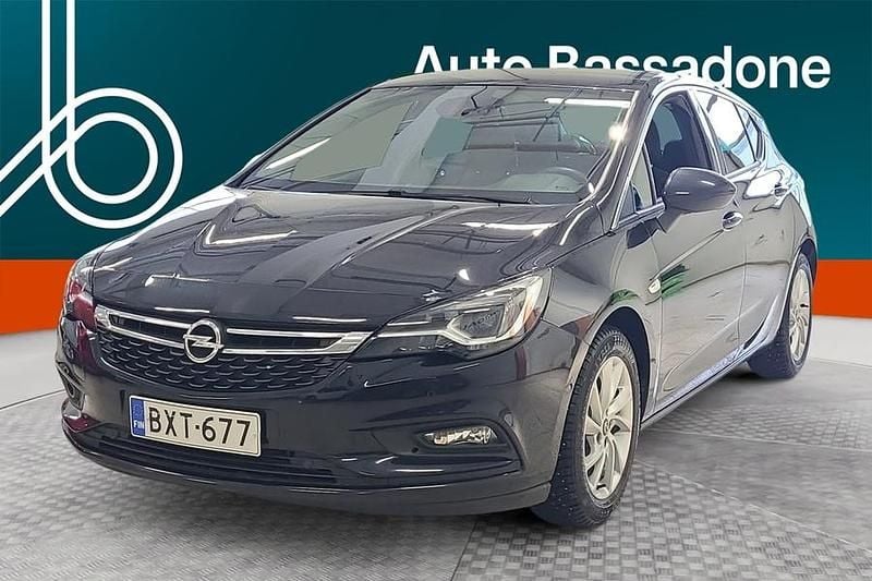 Käytetty Opel Astra Innovation 105 HP (77 kW) 2019 Viistoperä