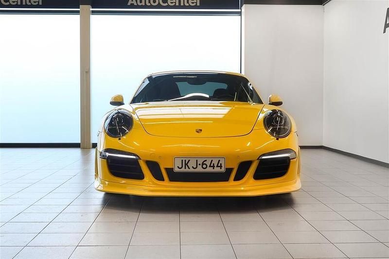 Käytetty Porsche 911 Carrera S 400 HP (294 kW) 2012 Keltainen Coupe - kaksiovinen