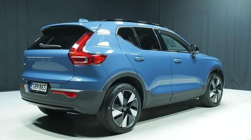 Uusi Volvo EX40 Plus 185 kW (252 HP) 2025 Katumaasturi