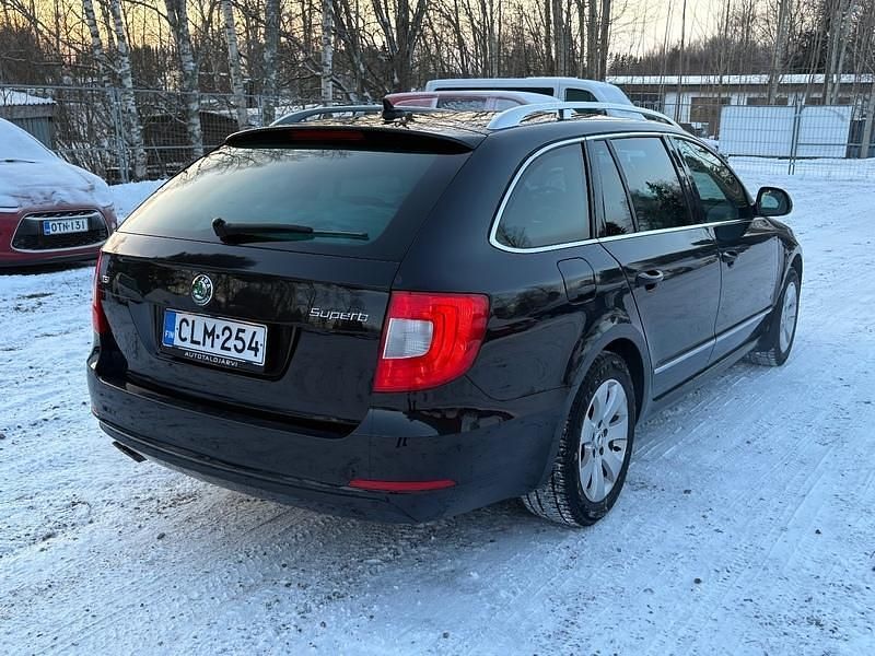 Käytetty Skoda Superb Business Line 160 HP (117 kW) 2013 Farmari