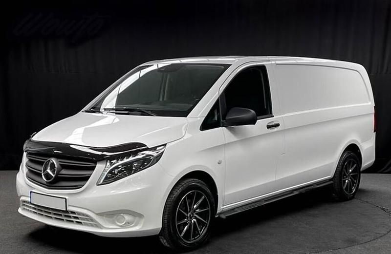 Käytetty Mercedes Vito 163 HP (119 kW) 2023 Van