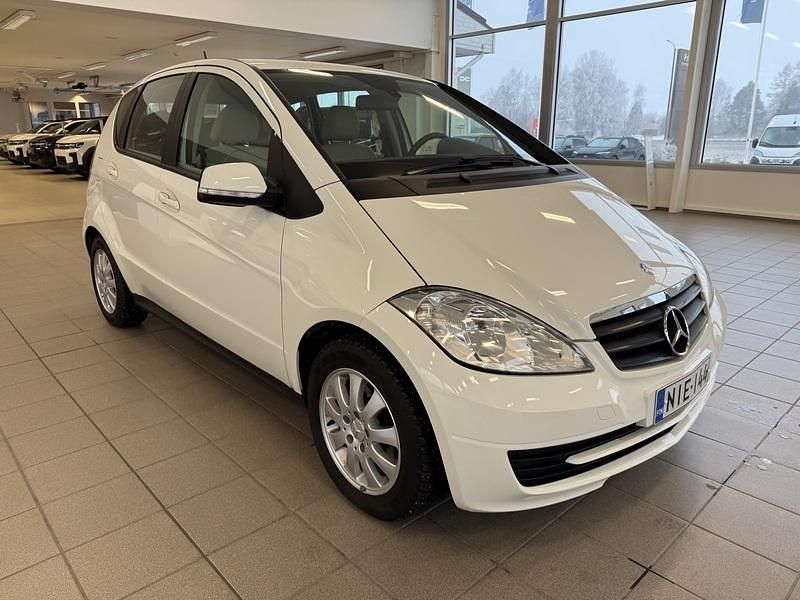 Käytetty Mercedes A160 Business 95 HP (69 kW) 2010 Valkoinen Tila-auto