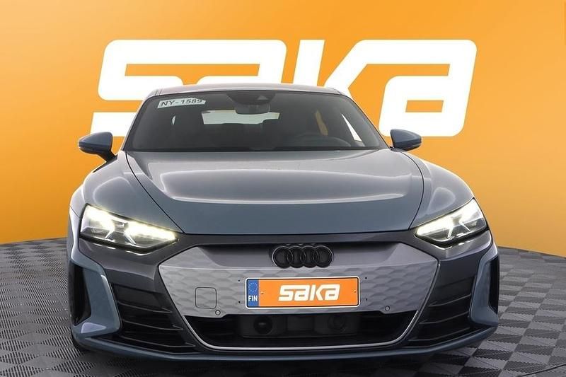 Käytetty Audi e-tron GT quattro 350 kW (476 HP) 2022 Sedan
