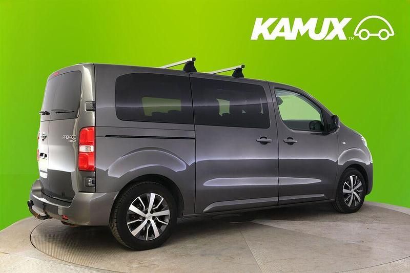 Käytetty Toyota Proace Verso Active 122 HP (89 kW) 2020 Hopea / harmaa Farmari