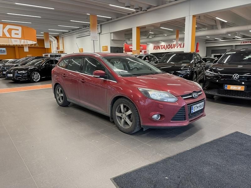 Käytetty 2012 Ford Focus Titanium Farmari | 6 900 € (Perustarjous) - Kuva 1/4
