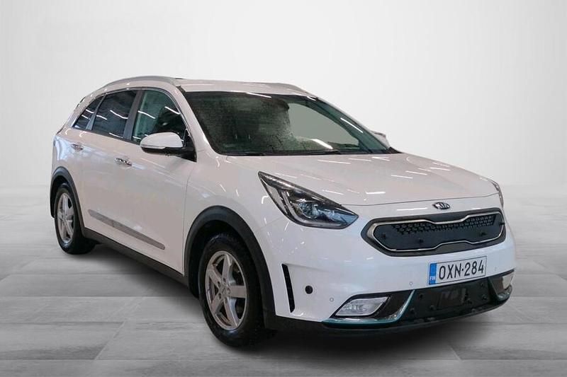 Käytetty Kia Niro EX 105 HP (77 kW) 2019 Valkoinen Katumaasturi