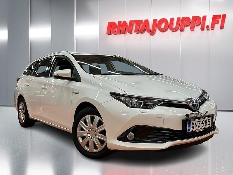 Käytetty Toyota Auris Touring Sports Active 99 HP (72 kW) 2015 Farmari