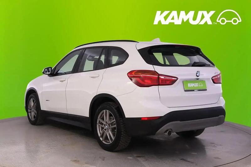 Käytetty BMW X1 Comfort Edition 150 HP (110 kW) 2016 Valkoinen Katumaasturi