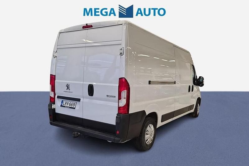 Käytetty Peugeot Boxer S 140 HP (102 kW) 2022 Valkoinen Van