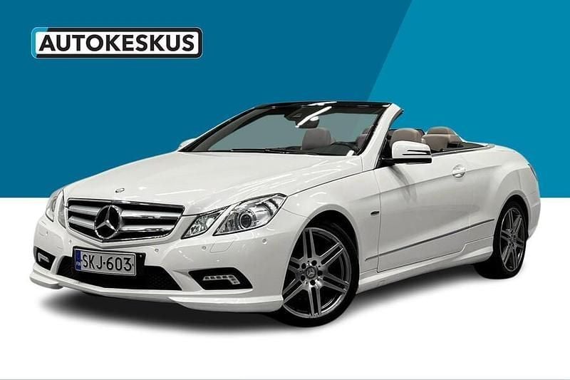 Valkoinen Käytetty 2011 Mercedes E250 AMG Avoauto | 24 690 € - Kuva 1/3