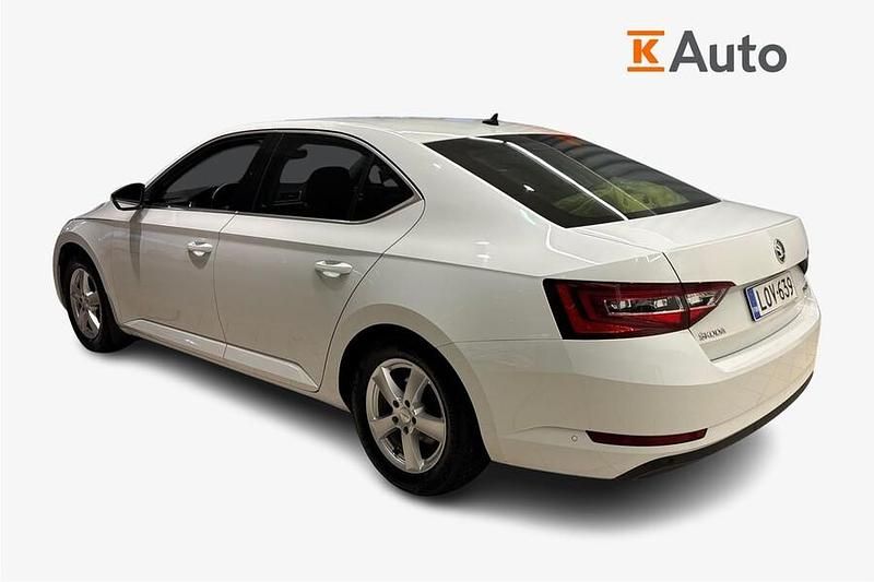 Käytetty Skoda Superb Business Line 150 HP (110 kW) 2019 Sedan