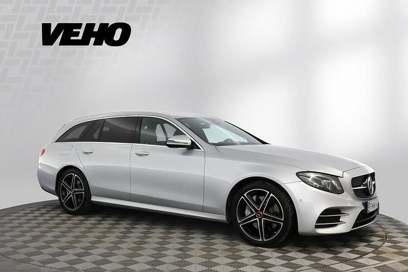 Käytetty Mercedes E400 Business 340 HP (250 kW) 2019 Harmaa Farmari