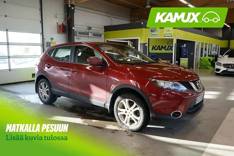 Käytetty Nissan Qashqai 116 HP (85 kW) 2016 Punainen Katumaasturi