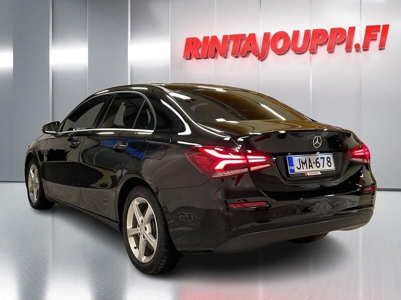 Käytetty Mercedes A250 Business 160 HP (117 kW) 2021 Sedan