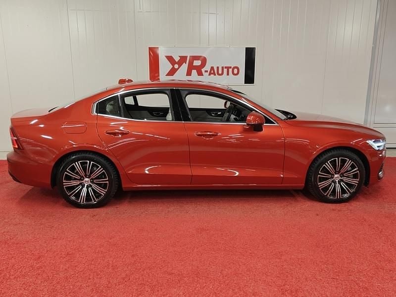 Käytetty Volvo S60 Performance 456 HP (335 kW) 2023 Sedan