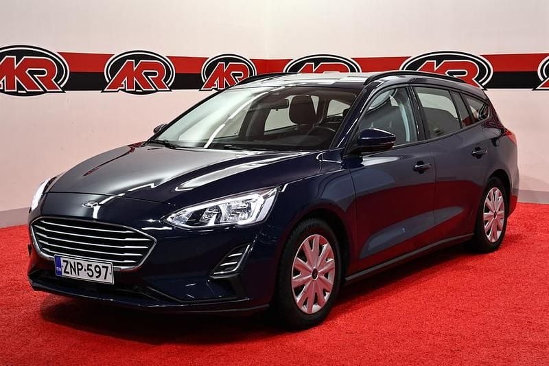 Käytetty Ford Focus Trend 125 HP (91 kW) 2019 Sininen Farmari