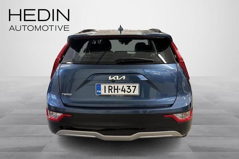 Käytetty Kia e-Niro LX 150 kW (204 HP) 2023 Sininen Katumaasturi