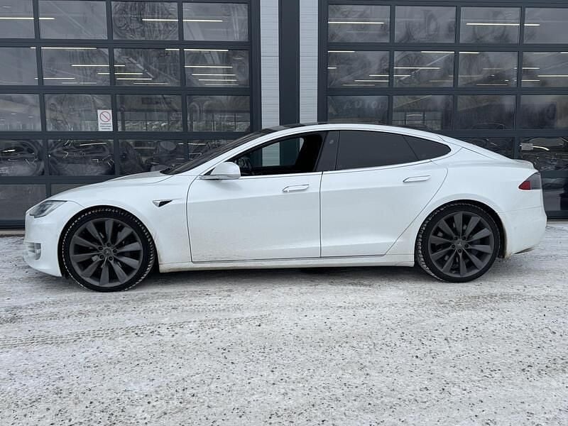 Käytetty Tesla Model S Long Range AWD 397 kW (541 HP) 2020 Viistoperä