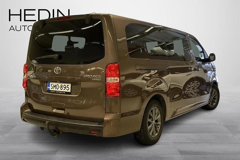 Käytetty Toyota Proace Verso 177 HP (130 kW) 2017 Ruskea Farmari