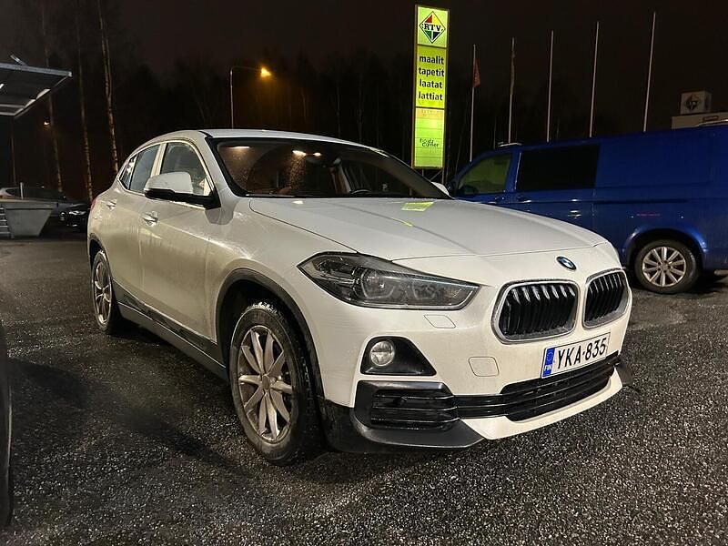 Käytetty 2018 BMW X2 Comfort Edition Katumaasturi | 18 990 € (Perustarjous) - Kuva 1/4