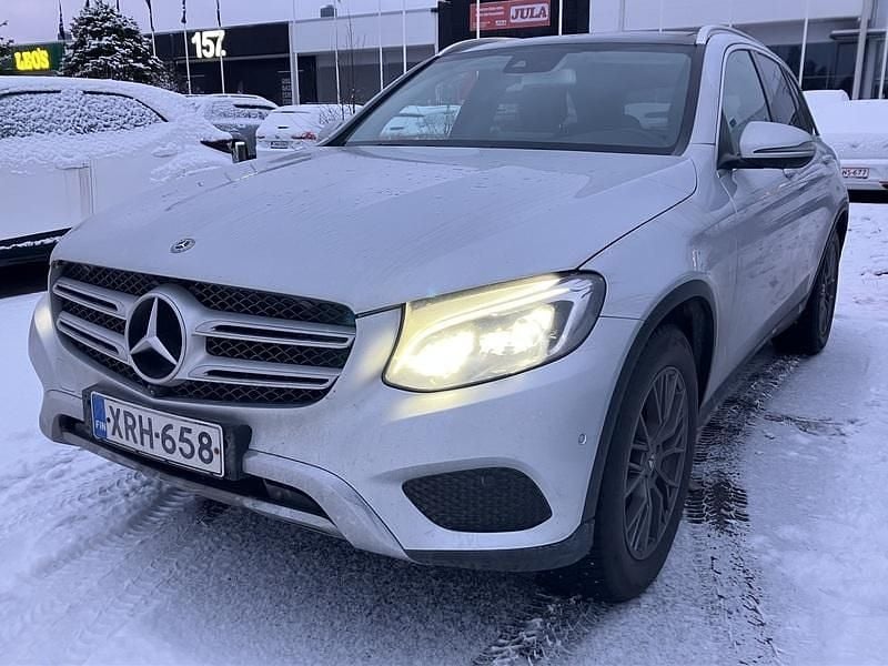 Käytetty 2017 Mercedes GLC220 Business Katumaasturi | 25 490 € (Perustarjous) - Kuva 1/3