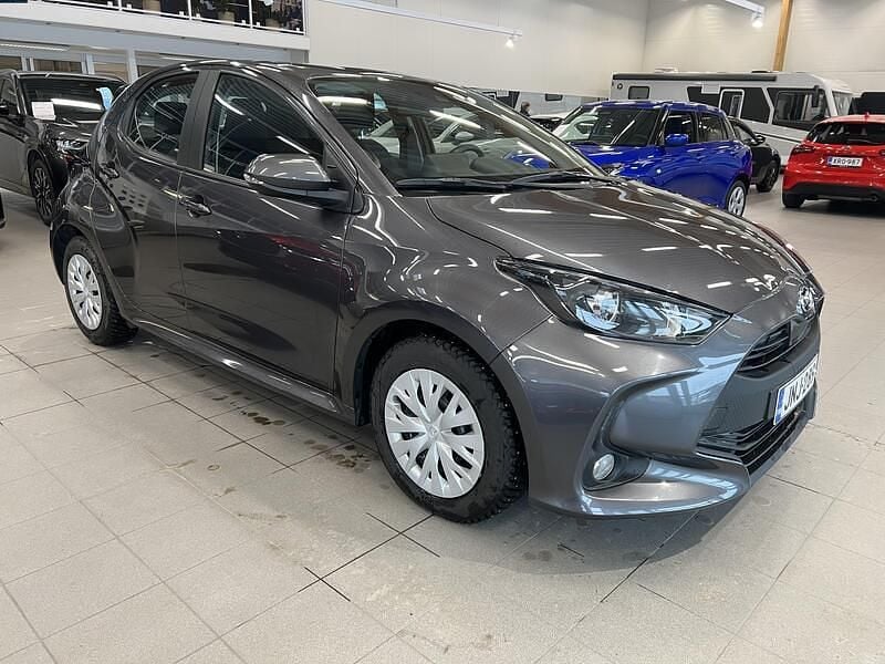 Harmaa Käytetty 2025 Mazda 2 Viistoperä | 22 500 € (Perustarjous) - Kuva 1/4