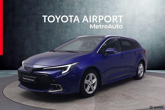 Sininen Käytetty 2023 Toyota Corolla Edition Farmari | 27 390 € (Perustarjous) - Kuva 1/4
