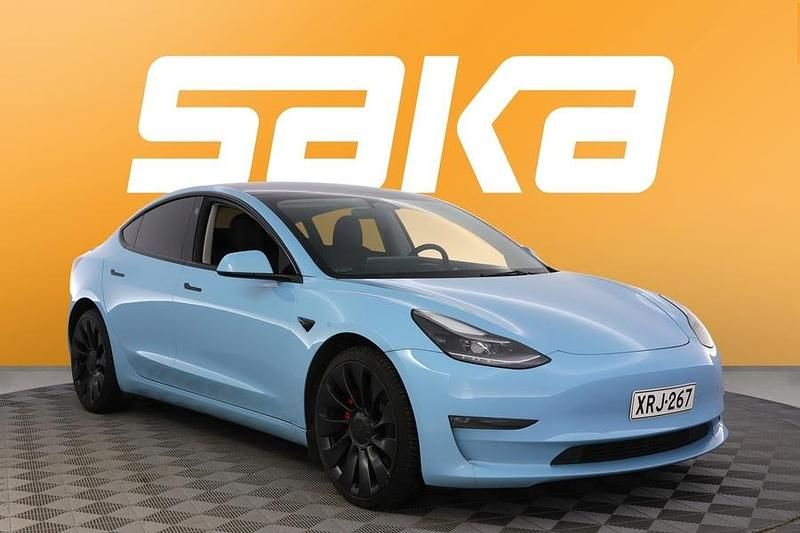 Käytetty 2021 Tesla Model 3 Performance Sedan | 28 870 € (Perustarjous) - Kuva 1/3