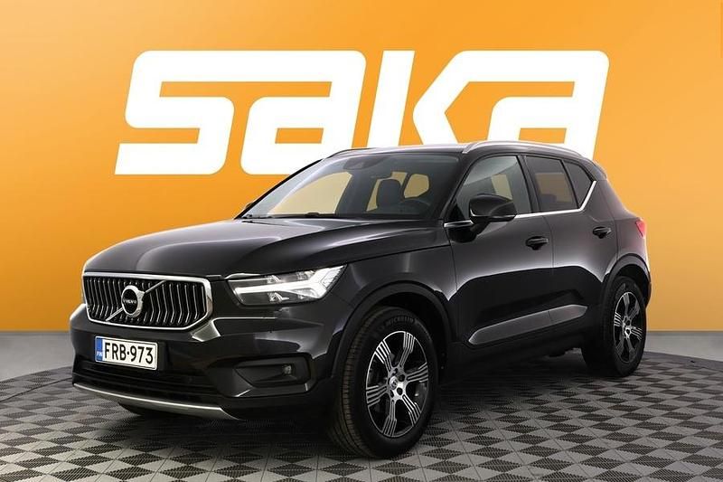 Käytetty Volvo XC40 Business Edition 129 HP (94 kW) 2021 Katumaasturi
