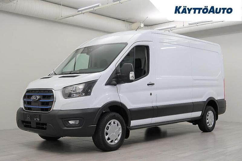 Harmaa Uusi 2025 Ford E-Transit Trend Van | 45 890 € (Supertarjous) - Kuva 1/4