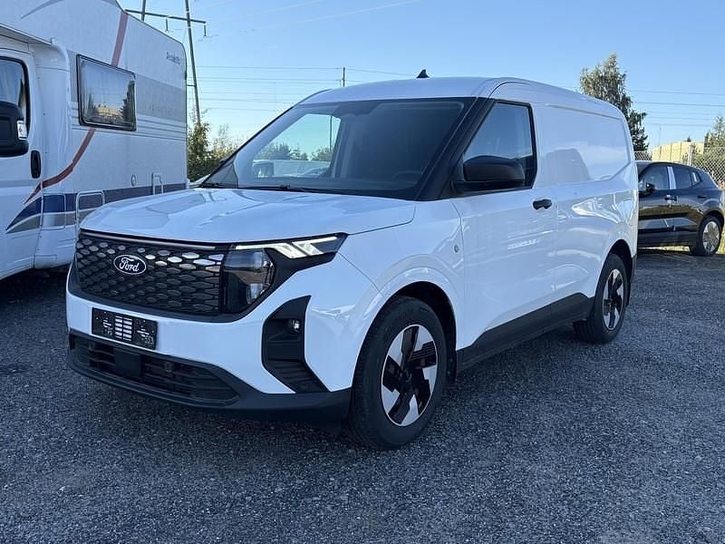 Uusi Ford E-Transit Trend 100 kW (136 HP) 2025 Van