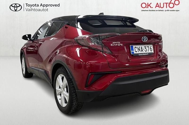 Käytetty Toyota C-HR Business Edition 122 HP (89 kW) 2019 Punainen Katumaasturi