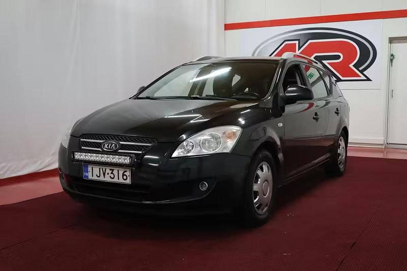 Hopea Käytetty 2008 Kia Ceed LX Viistoperä | 4 900 € (Kallis) - Kuva 1/4