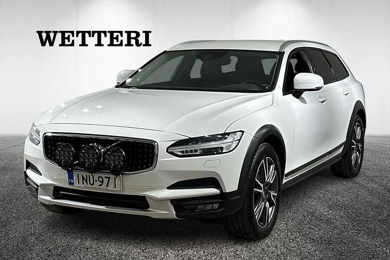 Valkoinen Käytetty 2017 Volvo V90 CC Business Edition Farmari | 29 490 € (Perustarjous) - Kuva 1/4