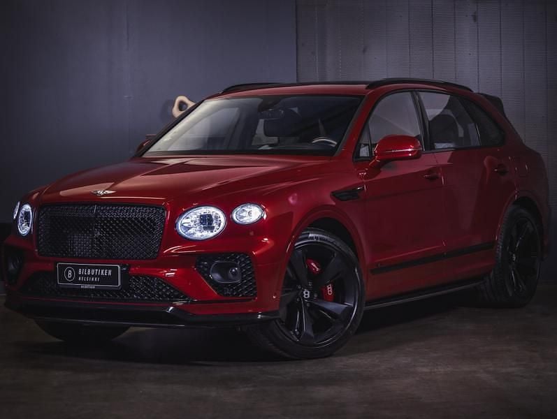 Käytetty Bentley Bentayga Mulliner 449 HP (330 kW) 2022 Katumaasturi
