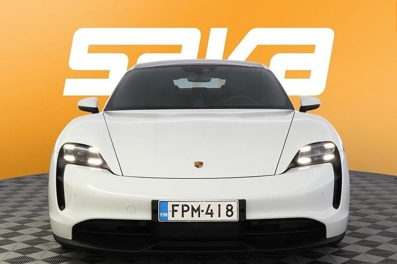 Käytetty Porsche Taycan 4S Performance Package 439 kW (598 HP) 2020 Sedan