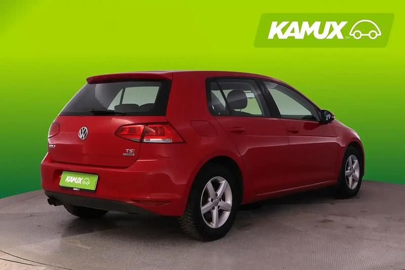 Käytetty VW Golf VII Comfortline 122 HP (89 kW) 2013 Punainen Sedan