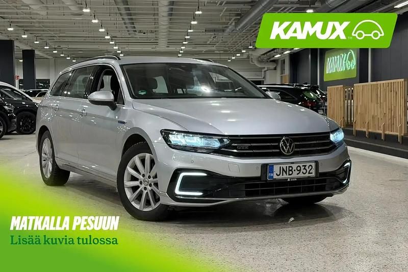 Käytetty VW Passat Business 218 HP (160 kW) 2021 Hopea / harmaa Farmari