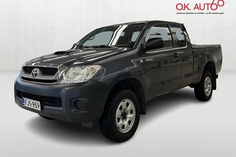 Käytetty Toyota HiLux 144 HP (105 kW) 2010 Harmaa Nouto