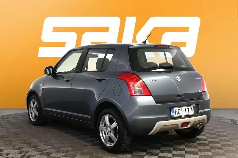 Käytetty Suzuki Swift 91 HP (66 kW) 2011 Viistoperä