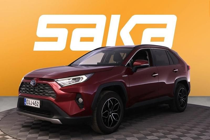 Käytetty Toyota RAV4 Hybrid Premium 222 HP (163 kW) 2019 Katumaasturi