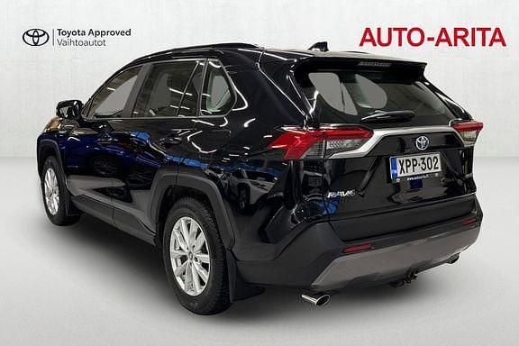 Käytetty Toyota RAV4 Active 176 HP (129 kW) 2021 Musta Katumaasturi