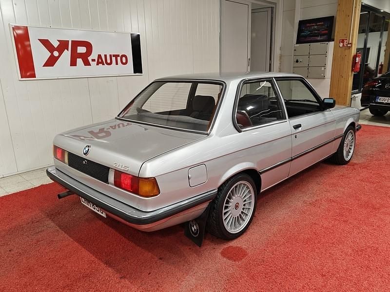 Käytetty BMW 315 75 HP (55 kW) 1984 Viistoperä