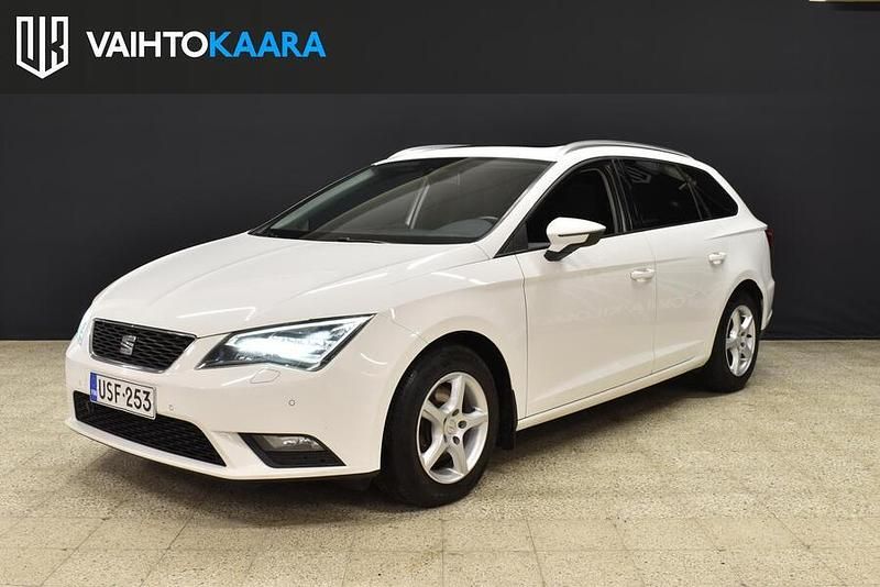 Valkoinen Käytetty 2014 Seat Leon ST Style Farmari | 6 900 € (Perustarjous) - Kuva 1/2