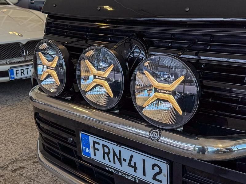 Käytetty VW Crafter 177 HP (130 kW) 2023 Musta Van