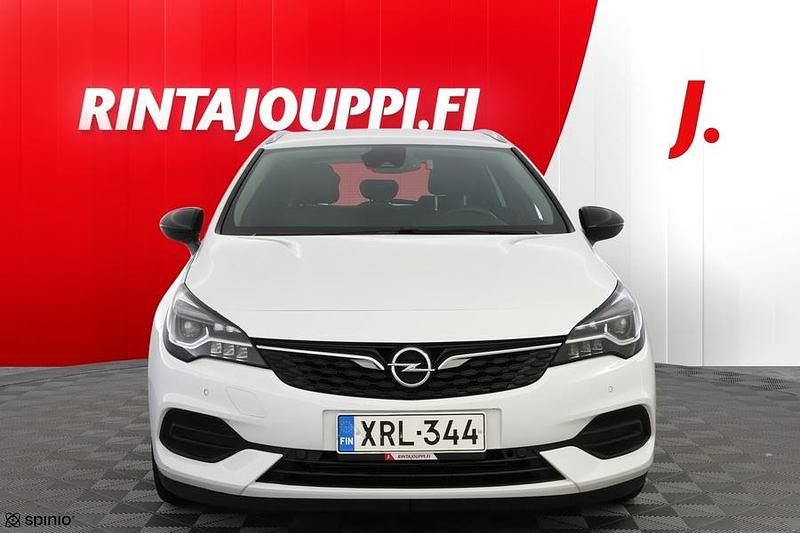 Käytetty Opel Astra Innovation 146 HP (107 kW) 2022 Valkoinen Farmari