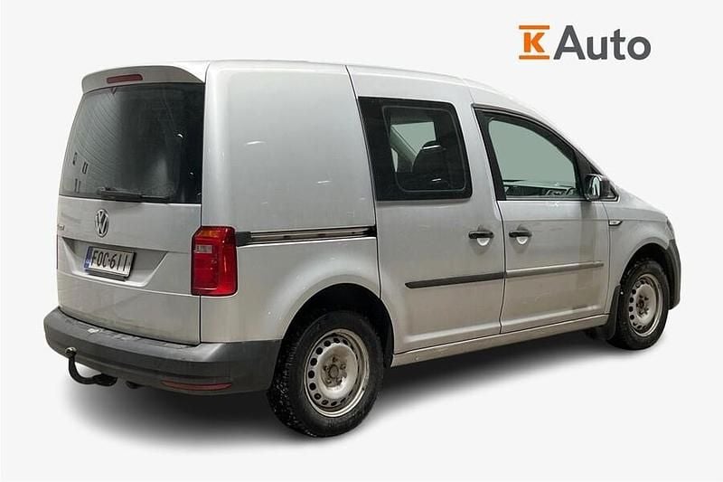 Käytetty VW Caddy 102 HP (75 kW) 2020 Hopea Tila-auto