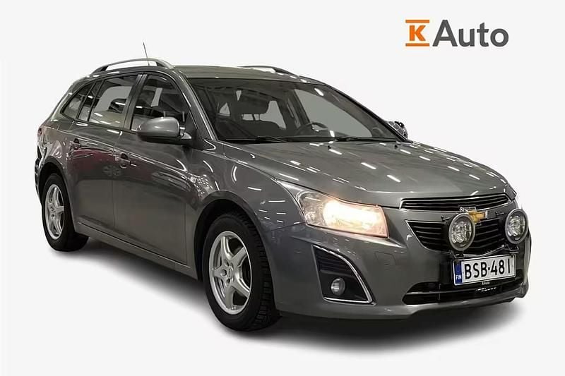 Käytetty Chevrolet Cruze LT 140 HP (102 kW) 2013 Harmaa Farmari